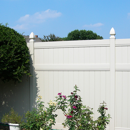 Vinyl fencing and gates in South Florida