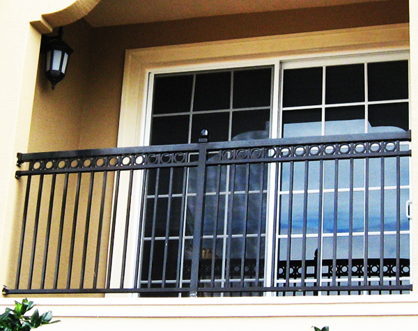 Welded Aluminum Railing - Fence Distributors